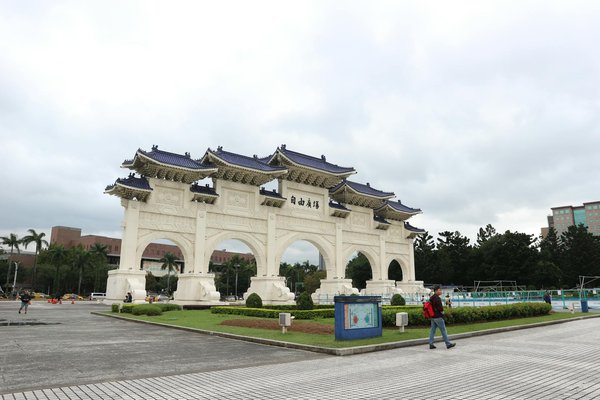 Découvrez les voyages sur-mesure en suisse avec notre agence